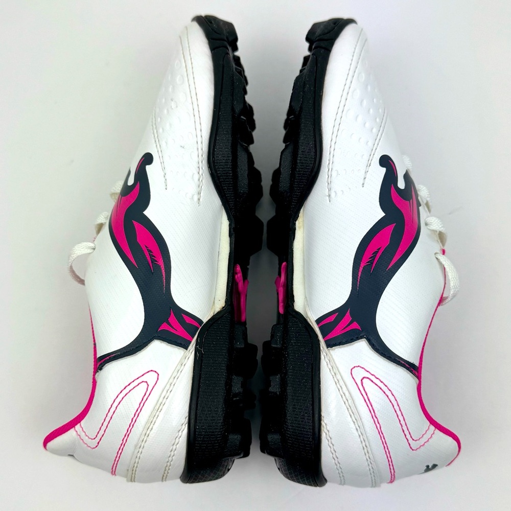 Puma VS.11 Cleats. Youth Size 3. White/ Pink /Black. - Picture 7 of 9